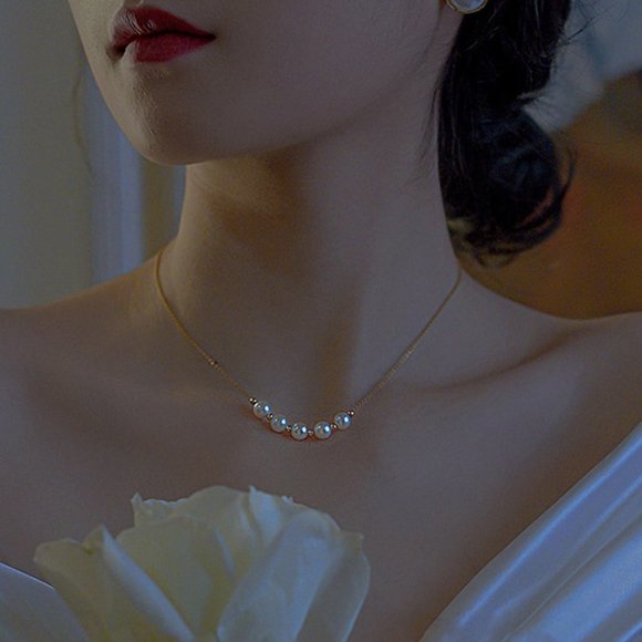 Jewelry - NEW Silver Gold Luxury Golden Clavicle Pearl Beads Necklace